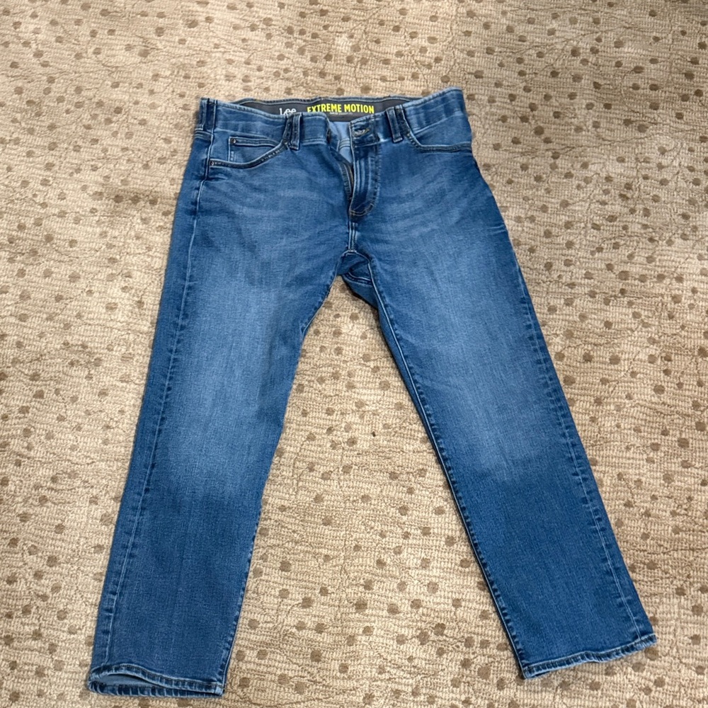 Lee Men's Relaxed Fit Blue Jeans